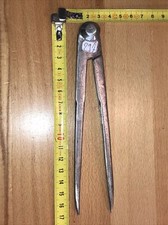 (n°297  OLD TOOL compass 