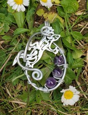 Pendentif salamandre perles pierre améthyste