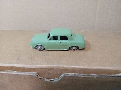 Renault dauphine verte - renault,