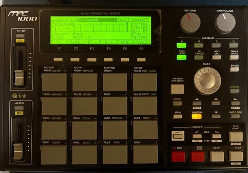 Akai mpc1000 noir - mpc1000,