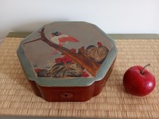 Coffret hexagonal/boîte à