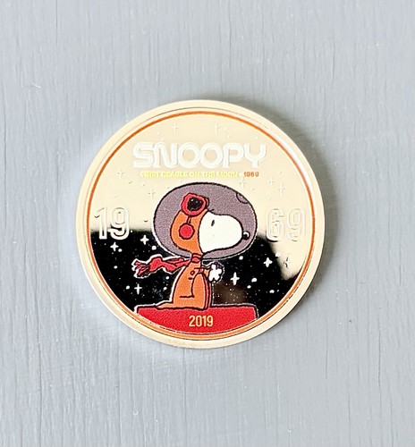 Silver coin snoopy first - ,
