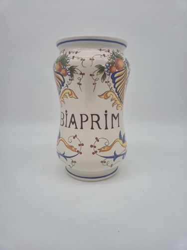 Antique pharmacy pot - , st