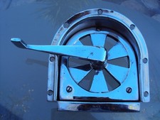 Ancienne grille aérateur de bateau en inox  