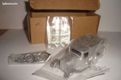 Dinky toys camionnette 22d