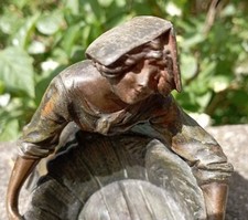 ANCIENNE STATUETTE JEUNE FILLE