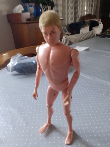 Action figure mannequin