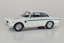 Schuco 1:43-Scale Alfa Romeo