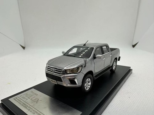 Story toyota hilux - 1/43,
