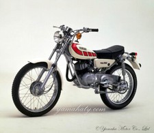 Repose pied YAMAHA 50 TY  /