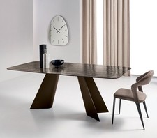 Table À Manger En Verre Rayé