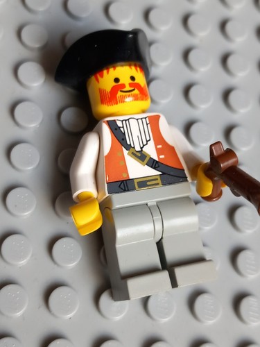Lego pirates figurines - lego,
