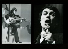 Salvatore ADAMO 2 BEAUTIFUL ORIGINAL PHOTOGRAPHS 18*13 NEW & AGIP 1969