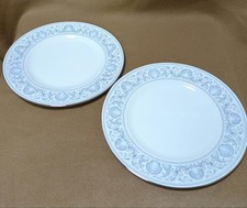 Assiette blanche dauphin