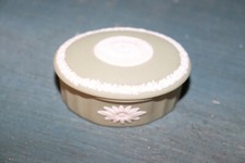 Boite ancienne en Porcelaine