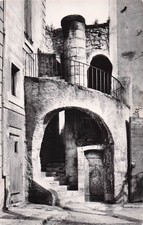 4 FORCALQUIER PLACE DU PALAIS AND COLIMACON STAIRCASE