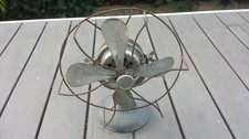 Ancien curieux petit ventilateur vintage aluminium NEC ANTIPARASITE à restaurer