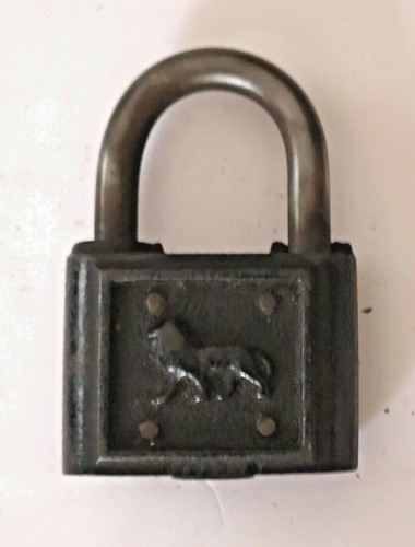 Ancien cadenas lion sans - cadenas, clé