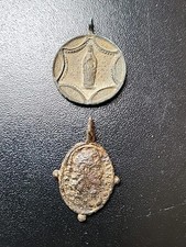 C0606 : lot de 2 médailles