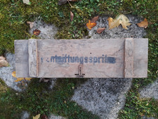 Caisse bois 1944, de terrain