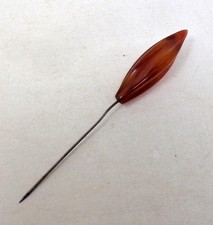 Epingle à chapeau ancienne en