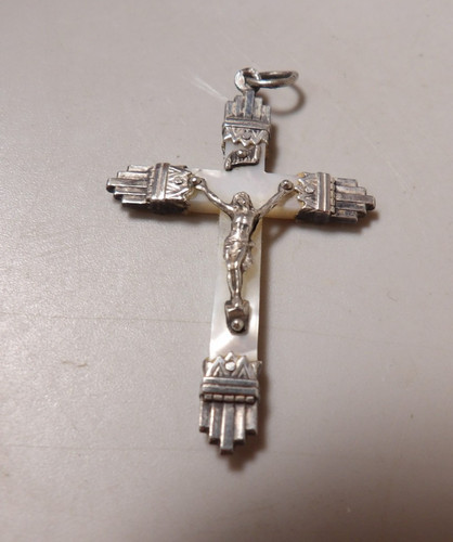 Petit crucifix pendentif - petit,