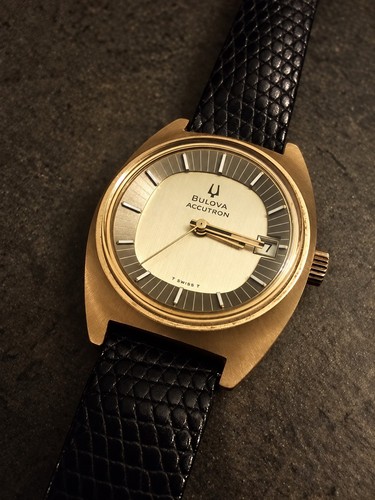 Bulova accutron vintage - accutron, –