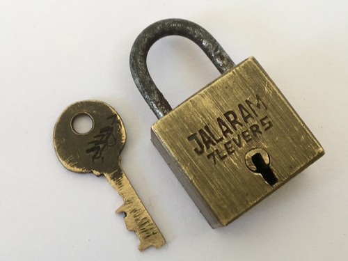 Ancien cadenas laiton des - ancien,