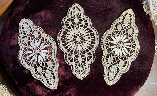 Ancienne dentelle aux - ancienne,