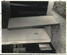 1987 Press Photo Wall Mounted Stereo Speaker by Magneplaner Magnepan - hpa18380