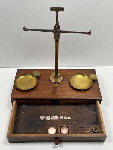 Ancienne balance précision - de,