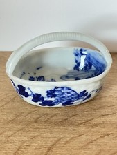 Charming Chinese Porcelain Basket - Blue Decor - Ideogram Signature