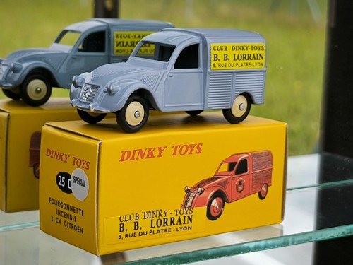 Dinky toys fourgonnette - 25, d