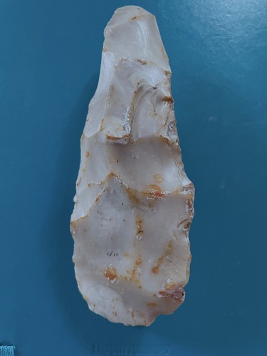 Biface moustérien