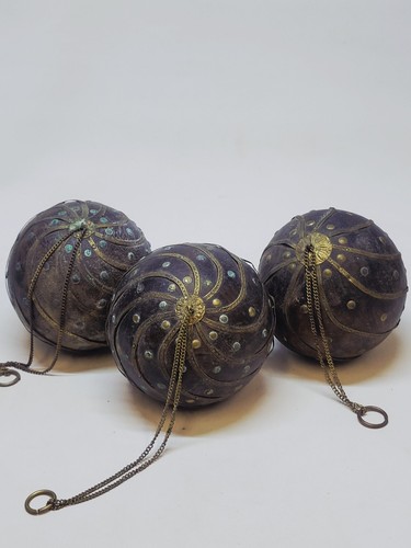 Set anciennes boules en - 3,