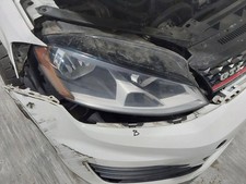 Passenger Right Headlight Hatchback Base Halogen Fits 16-17 GOLF 2833041