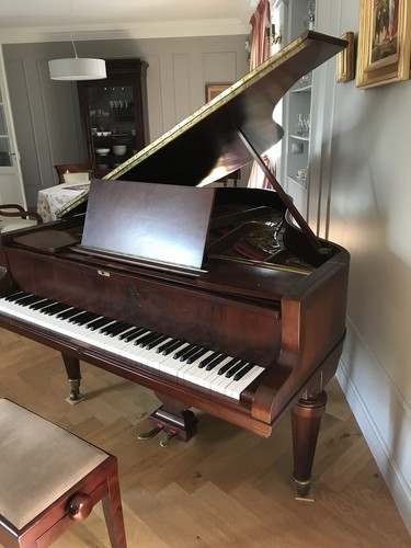 Piano queue - à,