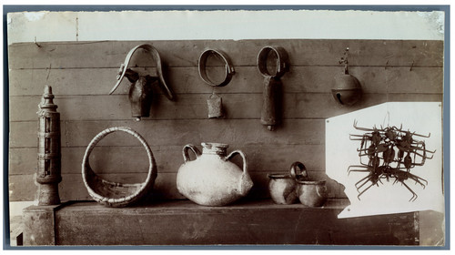 France poteries clochettes - france,, poteries,