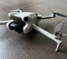 DJI Mini 4 Pro RC2 Fly More