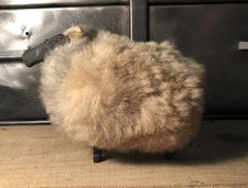 Real L 17.5 cm Wood and Fur Sheep Figure