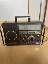 Radio vintage Grundig satellit 1400 récepteur mondial radio à transistor