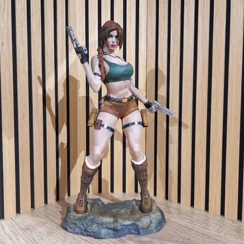 Figurine lara croft - lara,