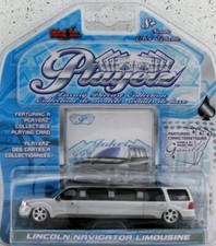LINCOLN Navigator Limousine - PlayerZ - silver - Maisto 1:64