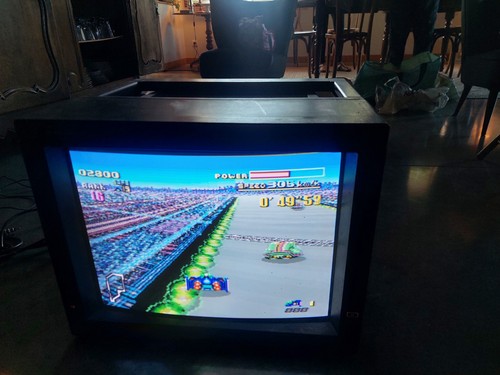 Sony pvm 2130 moniteur crt - pvm-2130,