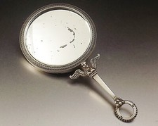 LEON LAPAR PARIS MIROIR FACE A MAIN DE STYLE EMPIRE EN ARGENT MASSIF DEBUT XX°