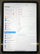 Apple iPad Air 4th Gen 64GB, Wi-Fi, 10.9 in-Space Gray - Fair condition