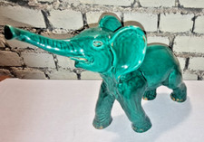 ANCIEN ÉLÉPHANT EN