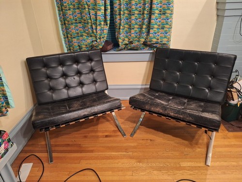 Original barcelona chairs - barcelona,