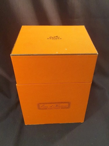 Coffret parfum eau - (vide),