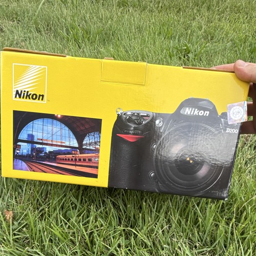 Nikon d200 digital slr - slr, camera